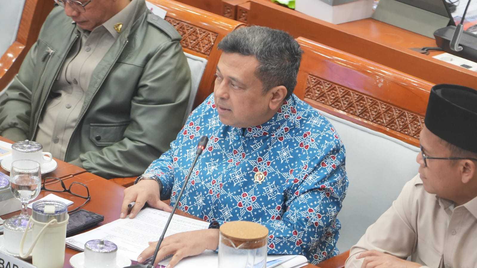 Raker dengan DPR, Kepala BPJPH Pastikan Implementasi Wajib Halal Oktober 2026 Sesuai Tahapan