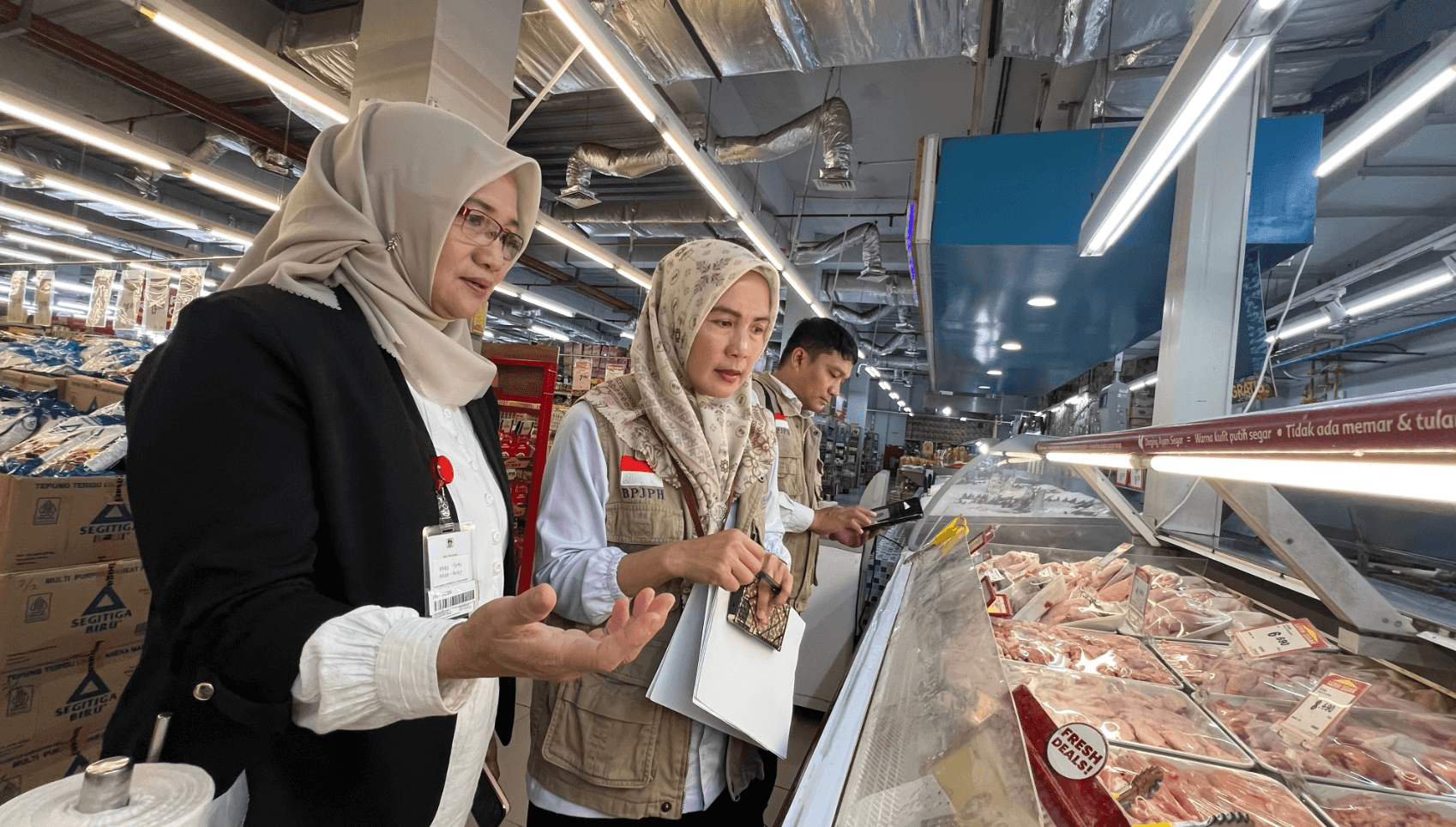 BPJPH Continues to Intensify Product Surveillance in the Community