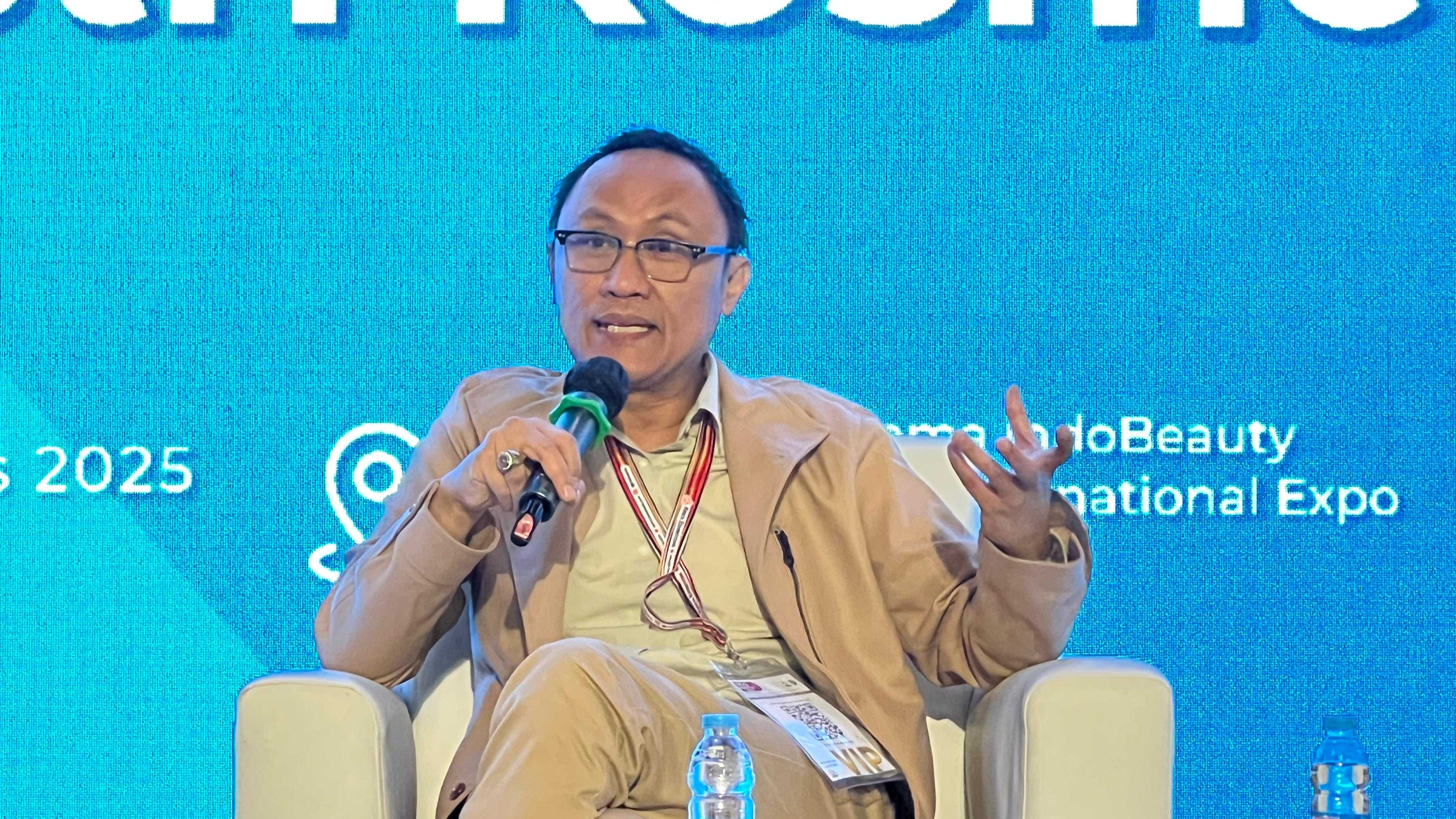 Sekretaris Utama BPJPH Dorong Industri Kosmetik Siap Hadapi Wajib Halal 2026