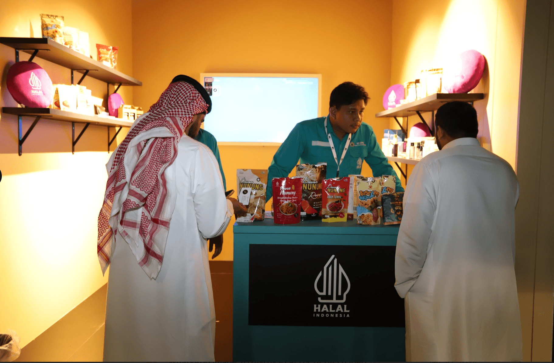 Di Makkah Halal Forum, BPJPH Perkenalkan Produk Halal UMK ke Pasar Dunia 
